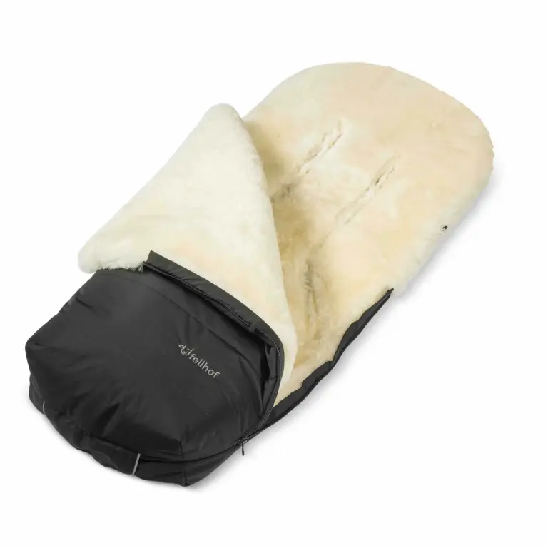 Fellhof Lammfell-Fußsack Cozy schwarz