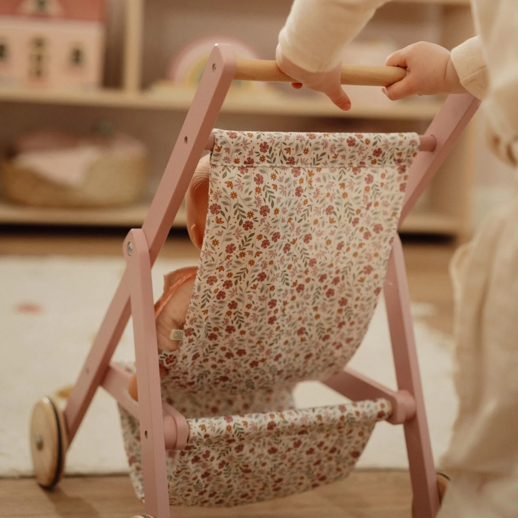LD2518 Little Dutch Puppenbuggy Holz bei Schmid Kinderwagen