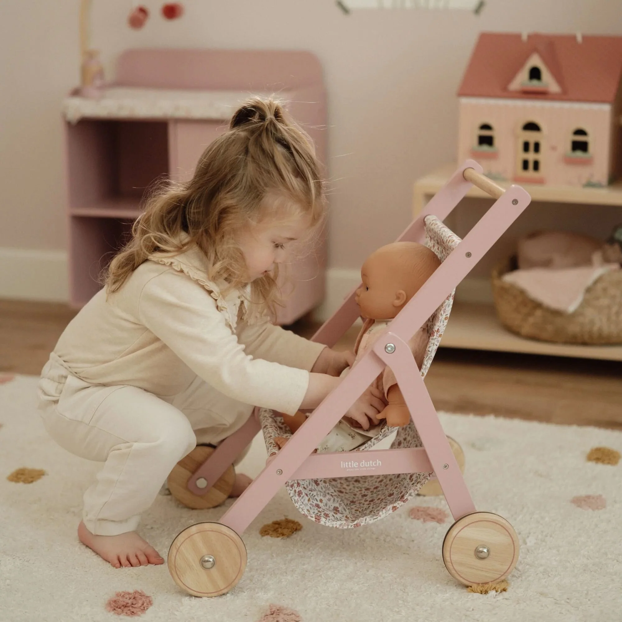 LD2518 Little Dutch Puppenbuggy Holz bei Schmid Kinderwagen