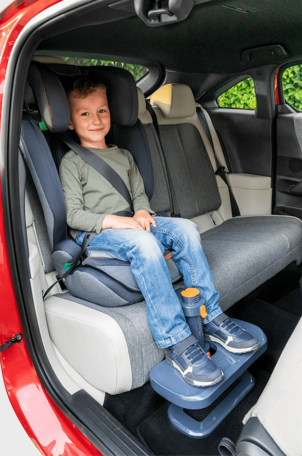 KneeGuard Kids 4 - Fußstütze für Autokindersitz – Bild 2