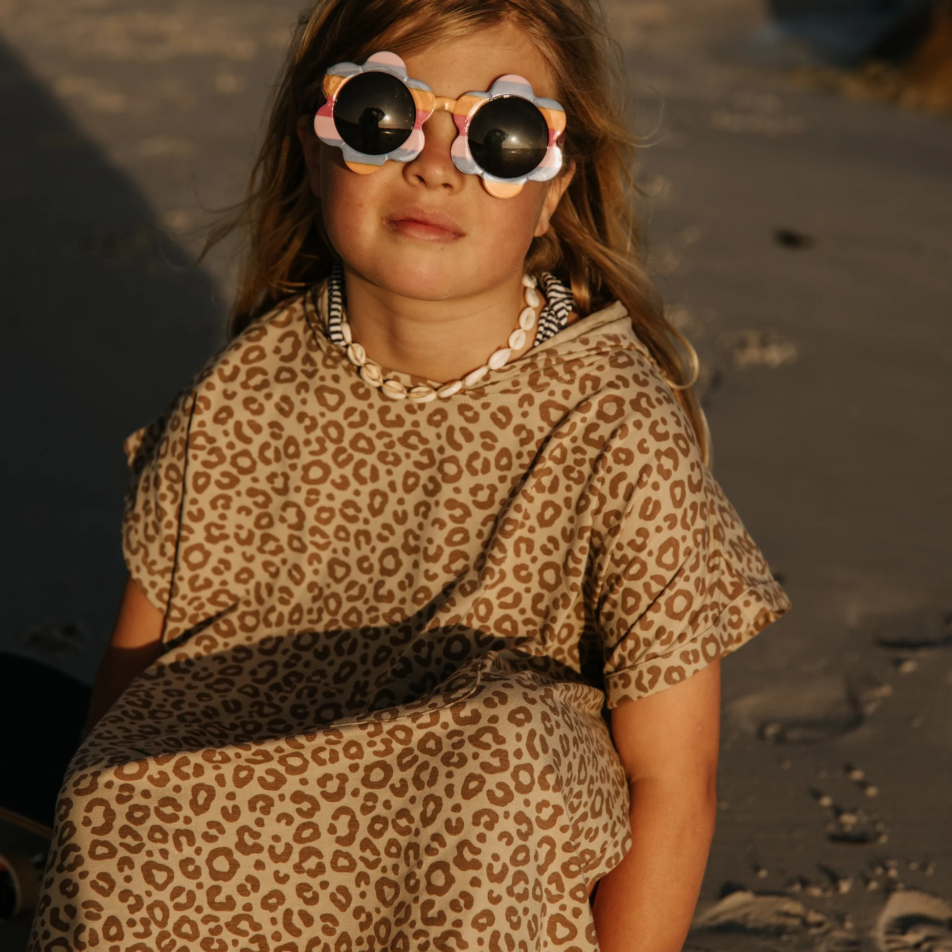 cloby UV Poncho in Leopard Brown 1-3Y – UPF 50+ – Bild 2