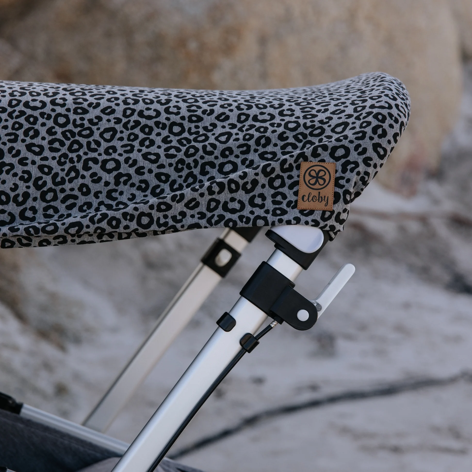 cloby UV Decke Leopard Grey – UPF 50+ – Bild 2