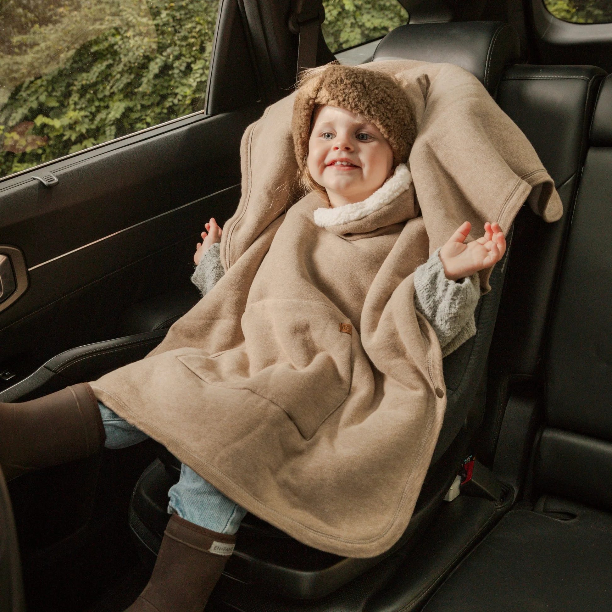 cloby Teddy-Poncho – Braun 1-3Y – Bild 5